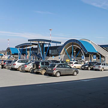 Табло аэропорта Сургут